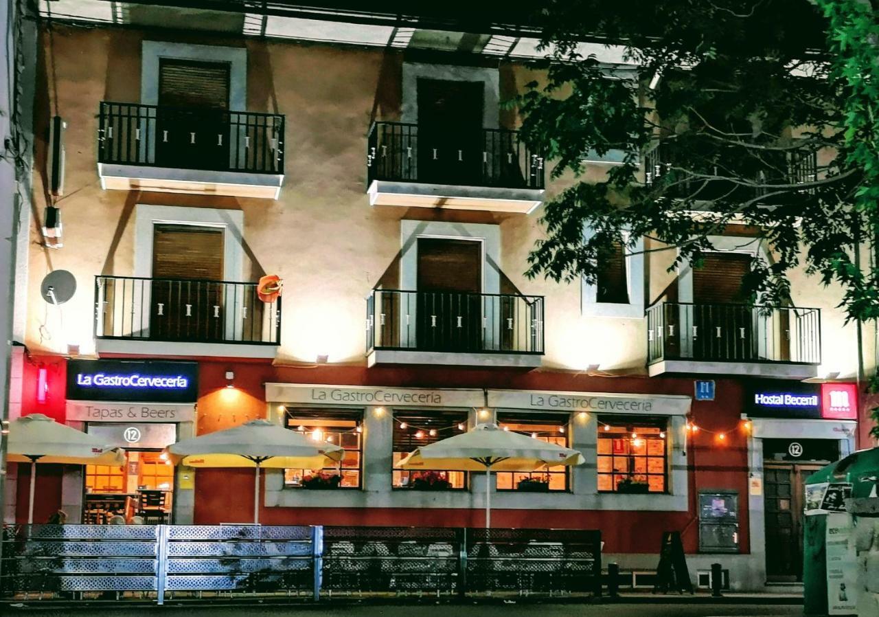 Hostal Becerril Бесерриль-де-ла-Сьерра Экстерьер фото